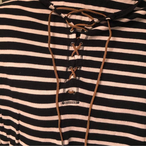 Ralph Lauren Striped Lace Neck Top size XL - Picture 4 of 5